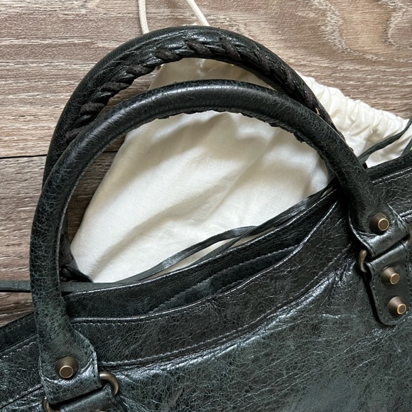 Additional Photos Video Balenciaga City Bag - Picture 8 of 17